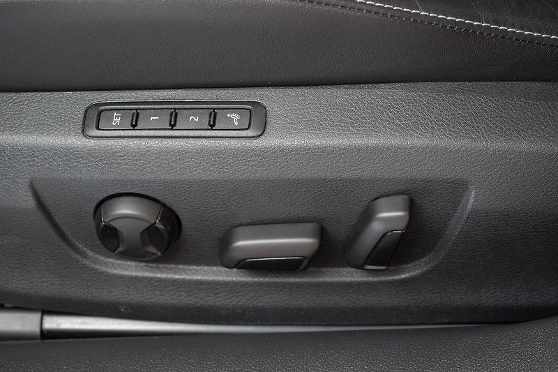 Škoda Superb 2.0TDI L&K*4xVÝHŘEV*DPH*ČR 1.M - fotka 19 z 49