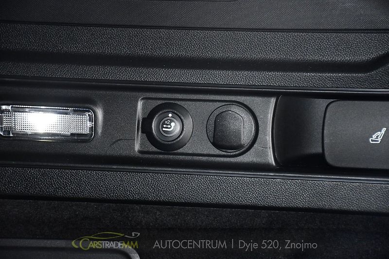 Alfa Romeo Stelvio 2.2 Diesel 16V 154kW ZADÁNO - fotka 48 z 54
