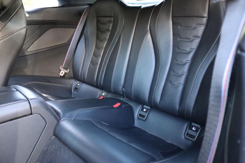 BMW Řada 8 840i XDRIVE CABRIO M-PAKET G14 - fotka 43 z 49