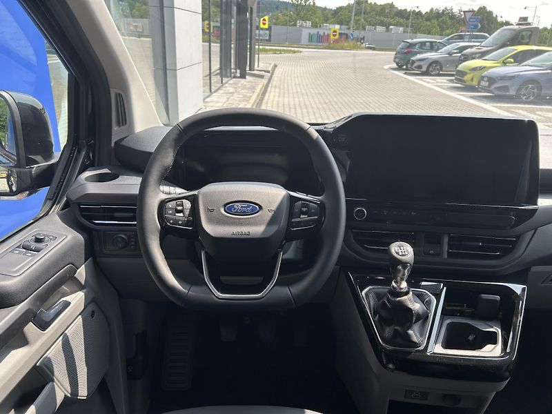 Ford Tourneo Custom Titanium L1 2.0 EcoBlue 110 kW - fotka 16 z 37