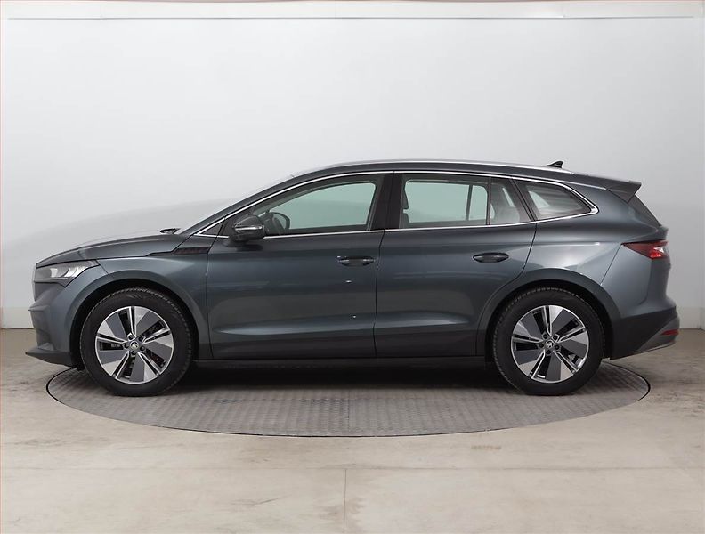 Škoda Enyaq (2021) Suite iV 80 (82 kWh), SoH 93% - fotka 3 z 23