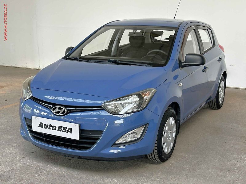 Hyundai i20 (2014) 1.2i, ČR, AC - fotka 3 z 13