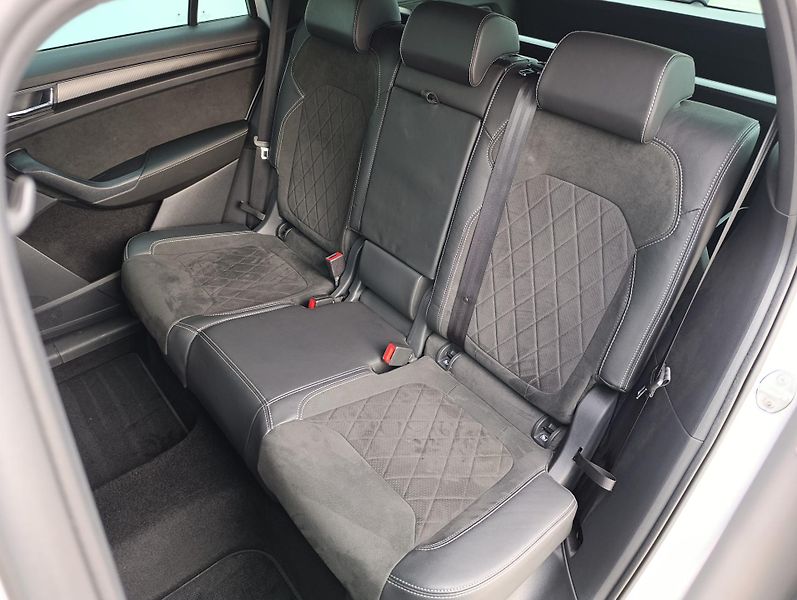 Škoda Kodiaq 2.0TDI 4X4 SPORTLINE 1.MAJ ČR  - fotka 16 z 34