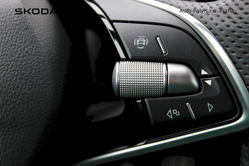 Škoda Superb (2025) Sportline 1,5 TSI PHEV - fotka 13 z 25