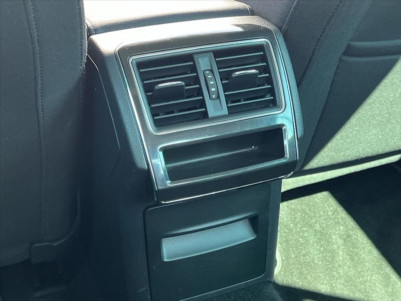 Škoda Superb 2,0 TDi 110kW 7DSG STYLE  REZE - fotka 21 z 27