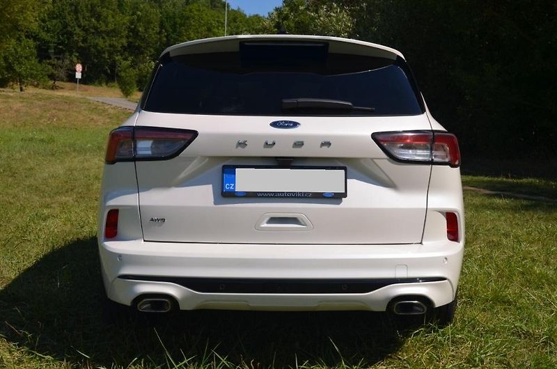 Ford Kuga (2020) ST Line X - fotka 8 z 42