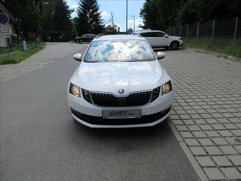 Škoda Octavia 1,6 TDi 85 Kw, Navi, Nové v ČR - fotka 3 z 28