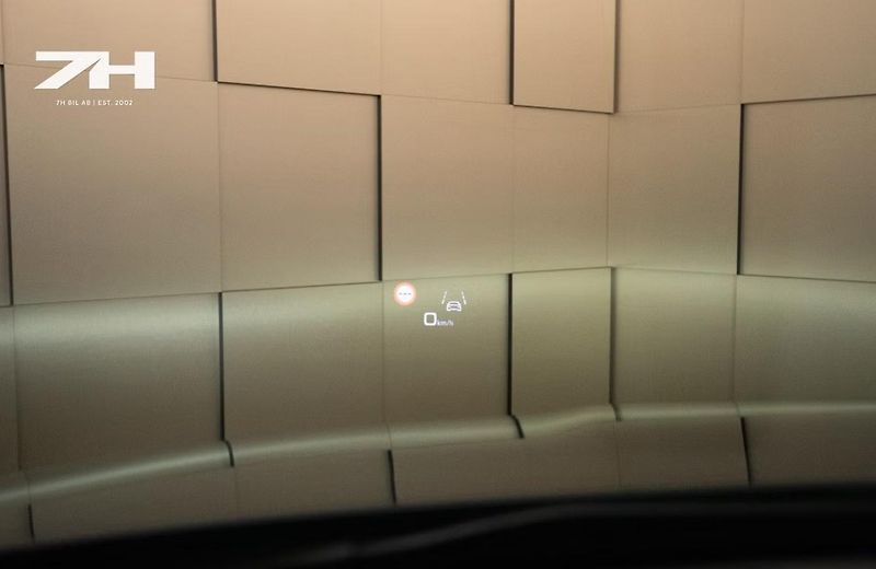 Audi Q8 e-tron 55 Q Kam Vzduch HuD BLIS  - fotka 12 z 23