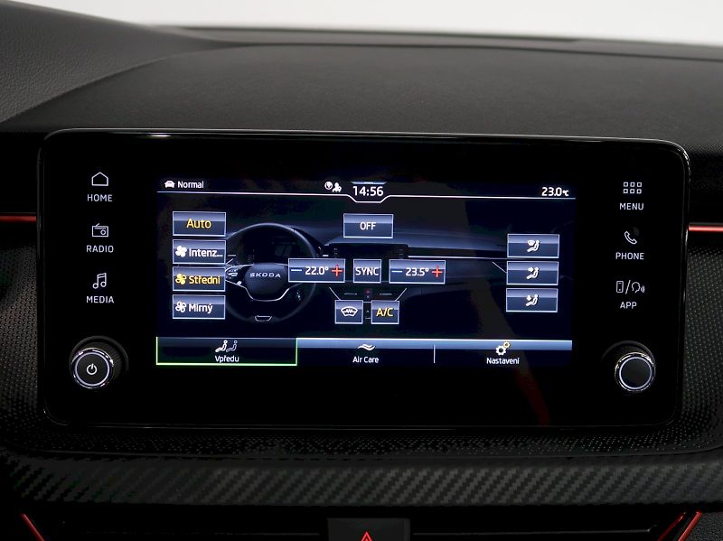 Škoda Kamiq (2025) MONTE CARLO 1.5TSI 110KW DSG - fotka 26 z 37