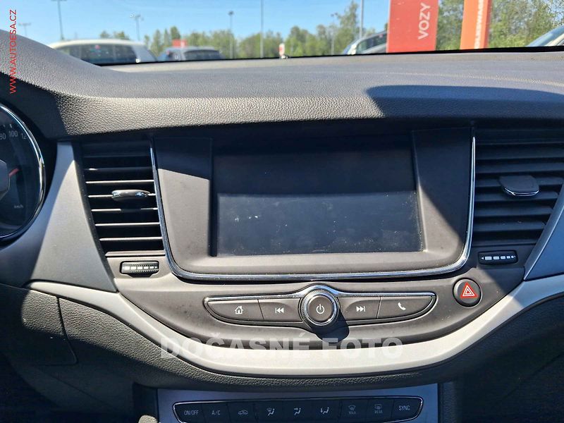 Opel Astra (2018) 1.6 CDTi, ČR, Enjoy, výhřev - fotka 12 z 17