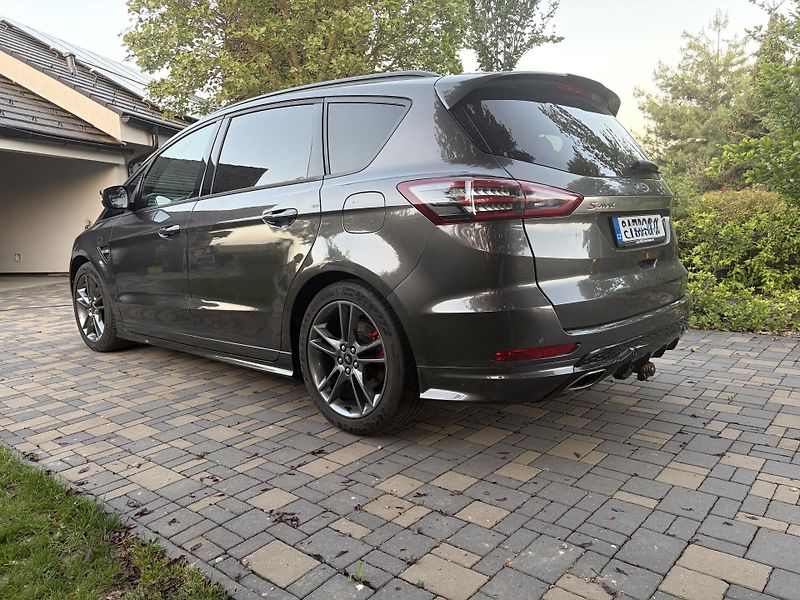 Ford S-MAX (2020) ST-line  - fotka 5 z 18