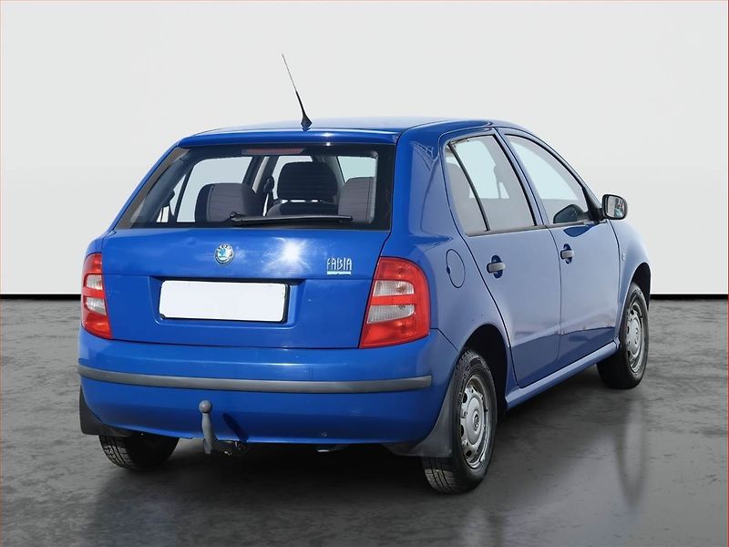 Škoda Fabia (2002) 1.0, Tažné, pěkný stav - fotka 5 z 13