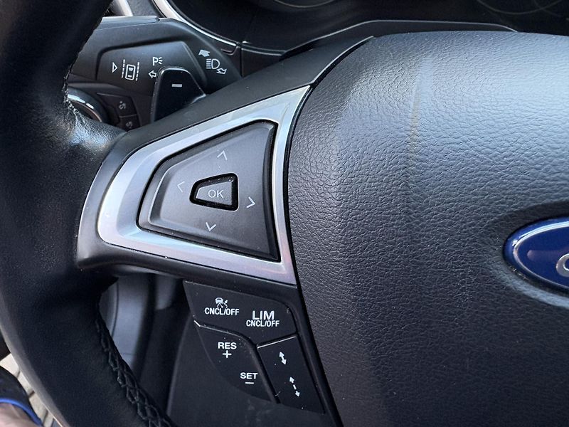 Ford Galaxy (2022) 2.0 EcoBlue  Titanium 7 míst - fotka 15 z 30