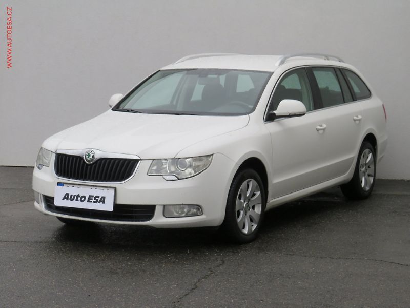 Škoda Superb (2011) 2.0 TDi 4x4, Ambition, DSG - fotka 3 z 3