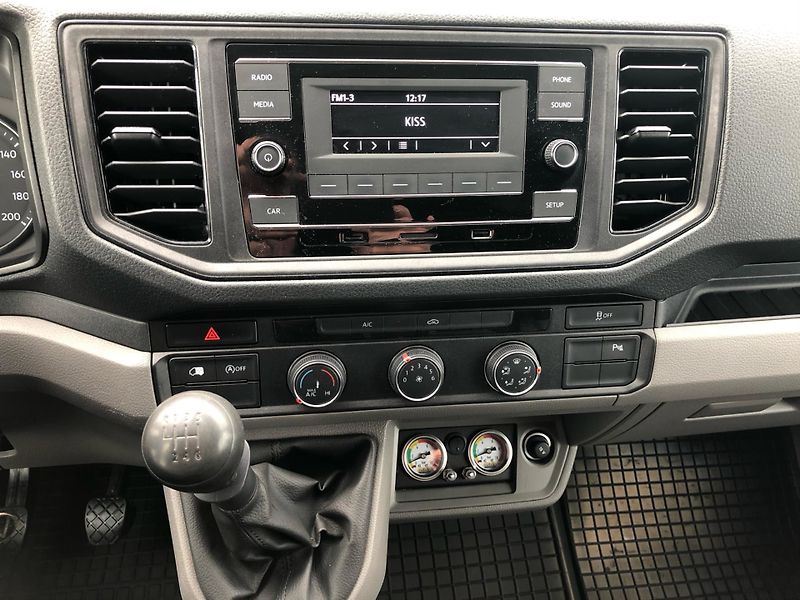Volkswagen Crafter 2,0 TDI - fotka 20 z 29