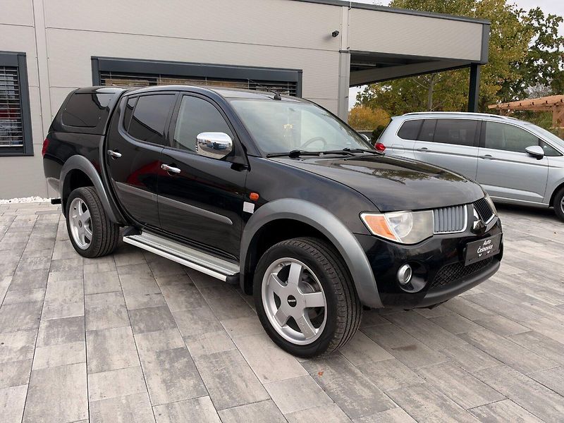 Mitsubishi L200 (2008) 2.5DI-D 100kW 4x4 HARDTOP/AUT - fotka 3 z 29
