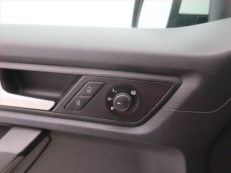 Volkswagen Caddy (2019) Maxi 2.0 TDI, 7Míst, ČR - fotka 17 z 18