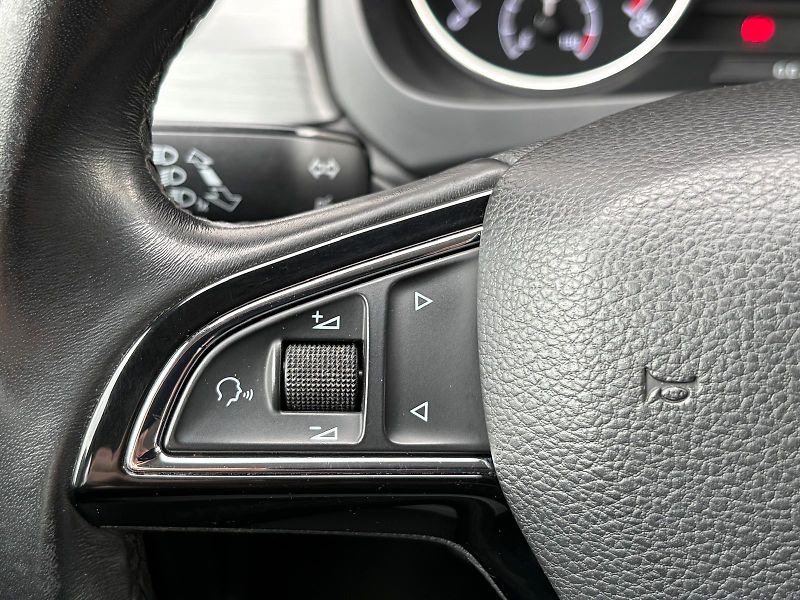 Škoda Rapid 1.0TSI 81kW STYLE, ČR, DPH - fotka 19 z 31
