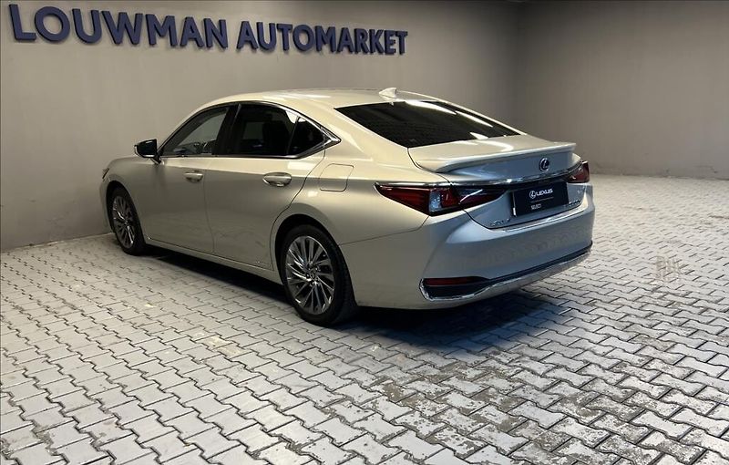Lexus ES 300h 300H 2,5 HEV LUXURY / ZÁRUKA - fotka 13 z 23