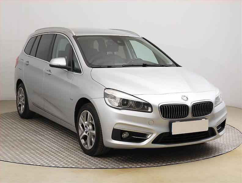 BMW Řada 2 (2017) Luxury Line 218d Gran Tourer - fotografie inzerátu