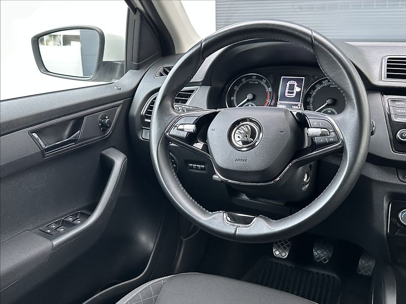 Škoda Fabia 1,0 TSI 95PS  Ambition Top - fotka 22 z 54
