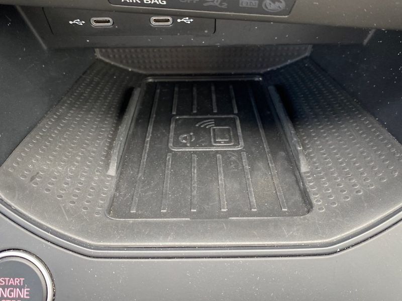 Seat Arona (2025) FR 1,0 TSi (85kW) Man 6 BA - fotka 23 z 29