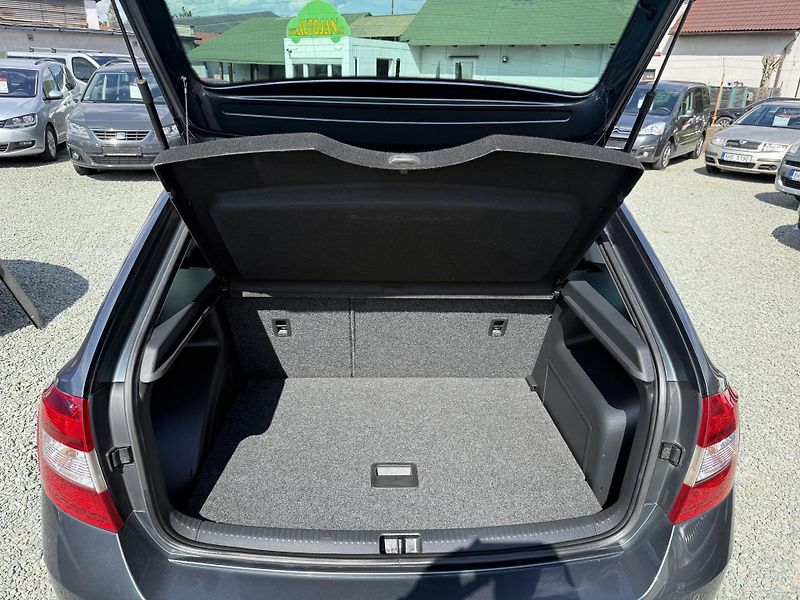 Škoda Rapid 1.2 TSI SPACEBACK - fotka 12 z 13