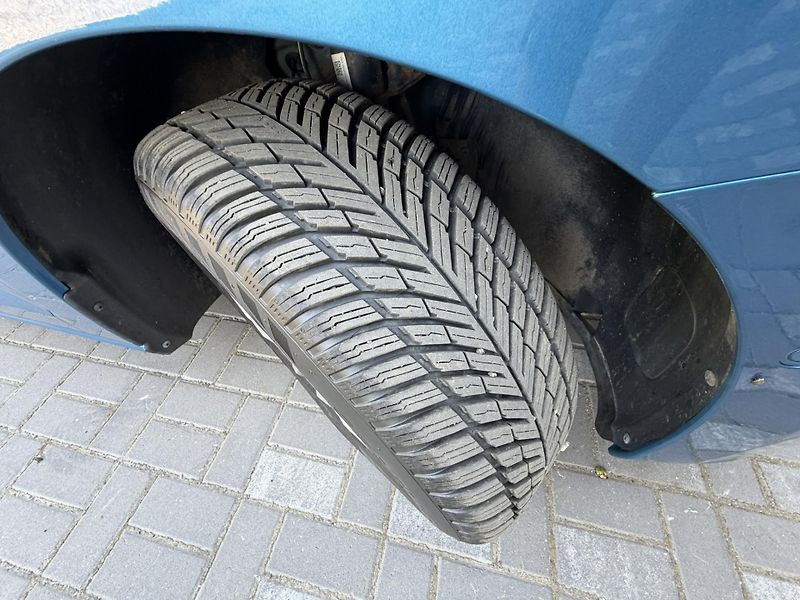 Volkswagen Touran (2018) Highline 1,4 TSI DSG, odpočet - fotka 36 z 37