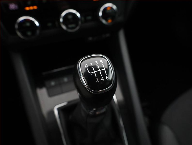 Škoda Octavia (2017) Style 2.0 TDI, Serv.kniha - fotka 12 z 16