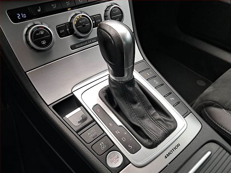 Volkswagen CC (2014) R-line 2.0 TDI, 4X4, Automat - fotka 14 z 18