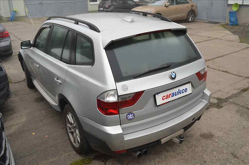 BMW X3 (2006) 3,0 D - fotka 6 z 20