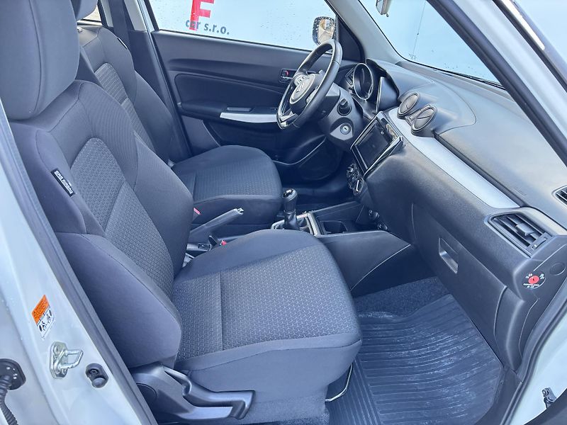 Suzuki Swift (2017) 1.0 BJet Serv. Historie! - fotka 13 z 31