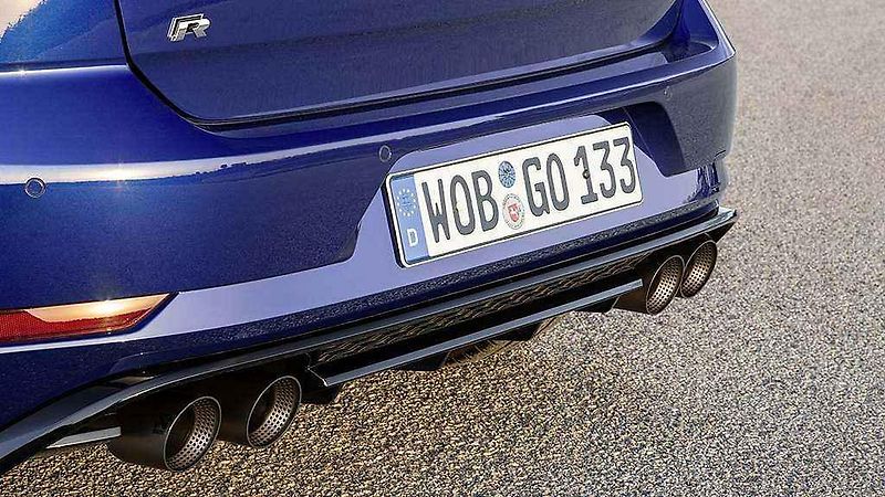 Volkswagen Golf R s paketem R Performance.