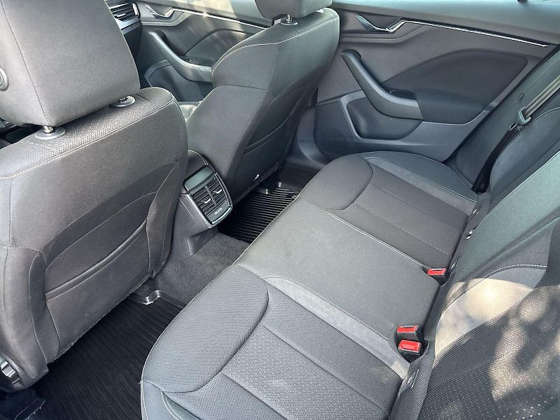 Škoda Kamiq (2023) 1.5 TSI Scoutline - fotka 7 z 30