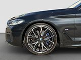 BMW Řada 5 530d xDrive Touring - náhled 22