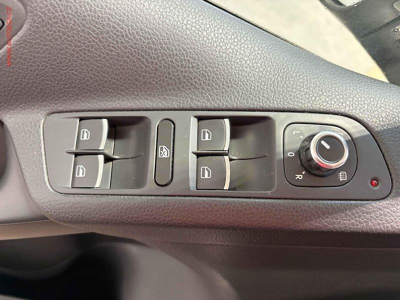 Volkswagen Tiguan (2014) 2.0 TDi 4x4, Sport, DSG - fotka 12 z 18