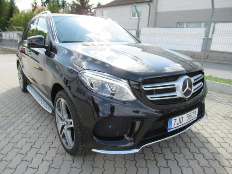 Mercedes-Benz GLE (2015) 350Cdi AMG paket - fotka 3 z 16