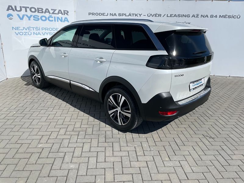 Peugeot 5008 (2021) 1.5HDi Allure! EAT8! ČR+1.maj! - fotka 6 z 39