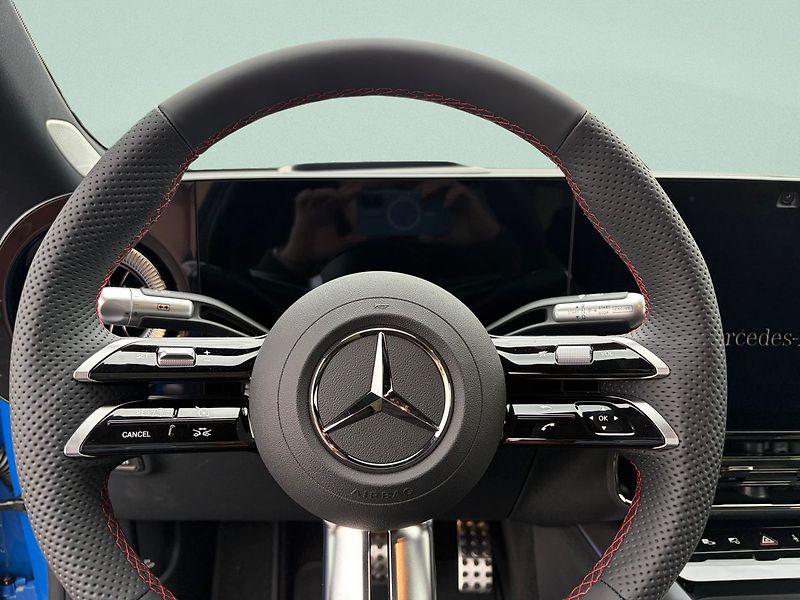 Mercedes-Benz CLA (2025) 220 4MATIC - fotka 10 z 15