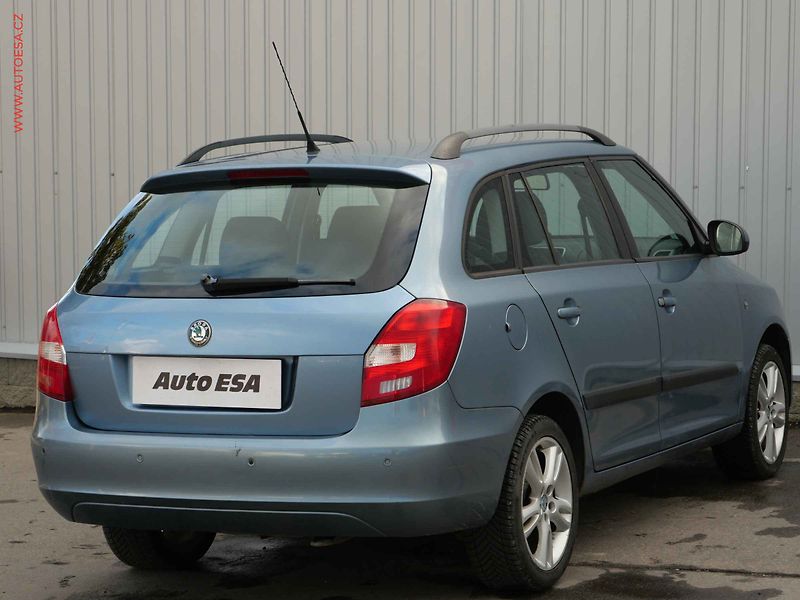 Škoda Fabia (2007) 1.4 MPi, Ambition, AC - fotka 4 z 12
