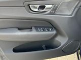 Volvo XC60 PLUS BRIGHT B5 AWD 184kW - náhled 27