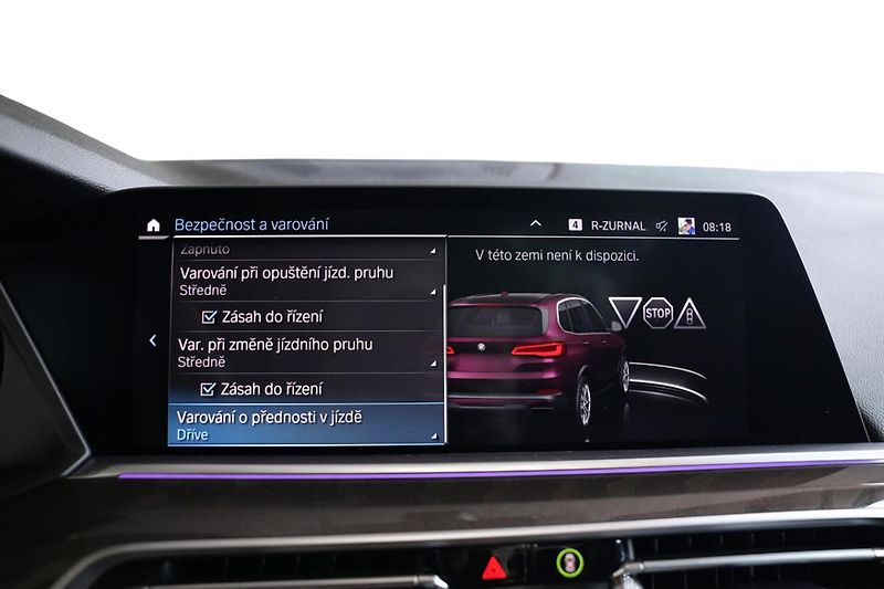 BMW X5 xDrive 45e - fotka 21 z 35