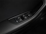 Audi A4 (2016) S-Line 2.0 TDI, Automat - náhled 17