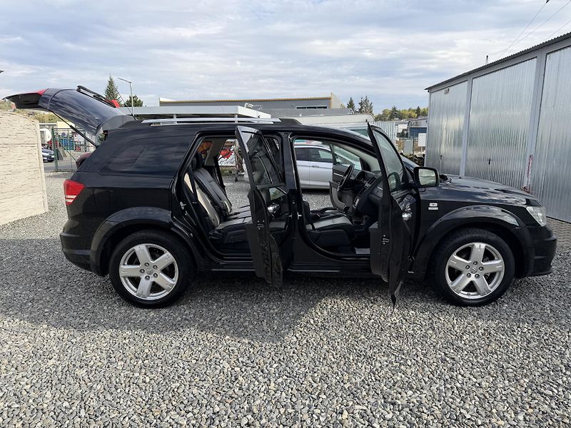 Dodge Journey 2.0CRD KLIMA NAVI KŮŽE AUTOMAT - fotka 124 z 148