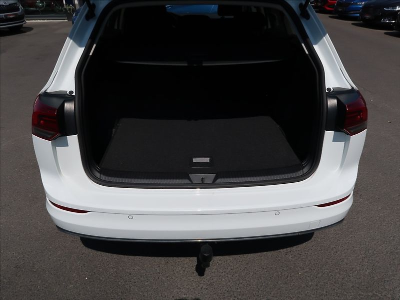 Volkswagen Golf 1,5 TSi,110kW,1majČR,Style,DPH - fotka 22 z 24