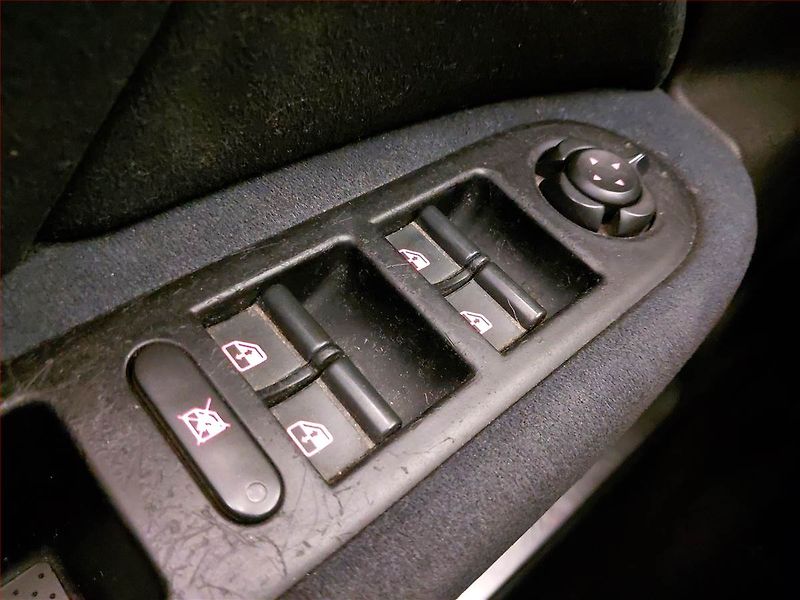 Alfa Romeo 159 (2007) 1.9 JTD, Eko.zaplacen, po STK - fotka 15 z 15