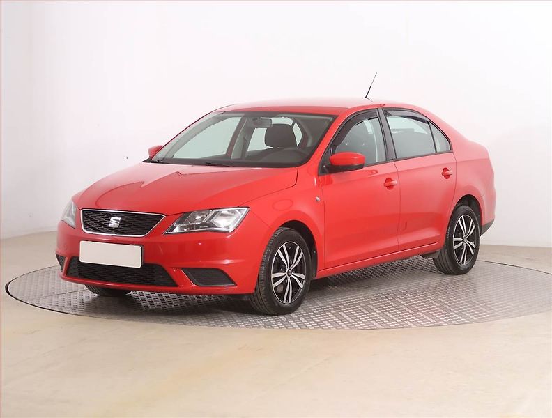 Seat Toledo (2015) 1.2 TSI, Serv.kniha - fotka 2 z 17