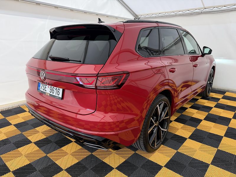 Volkswagen Touareg 3.0Tdi*210kw*1-MAJ*DPH*R-Line* - fotka 5 z 50