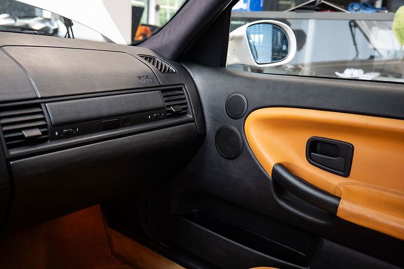 BMW M3 E36 Manuál - fotka 10 z 19