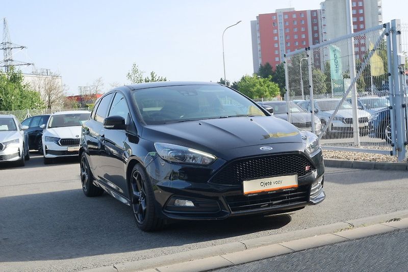 Ford Focus - fotka 3 z 6
